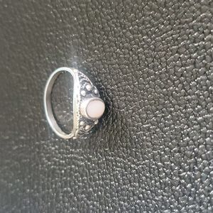 Mother of pearl silver ring